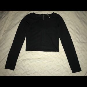 Stradivarius black textured ling sleeve crop top